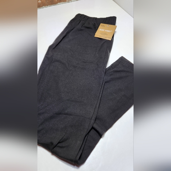 Just Cozy All Season Leggings Quality And Comfort Without Faux Fur Lining - Picture 3 of 4